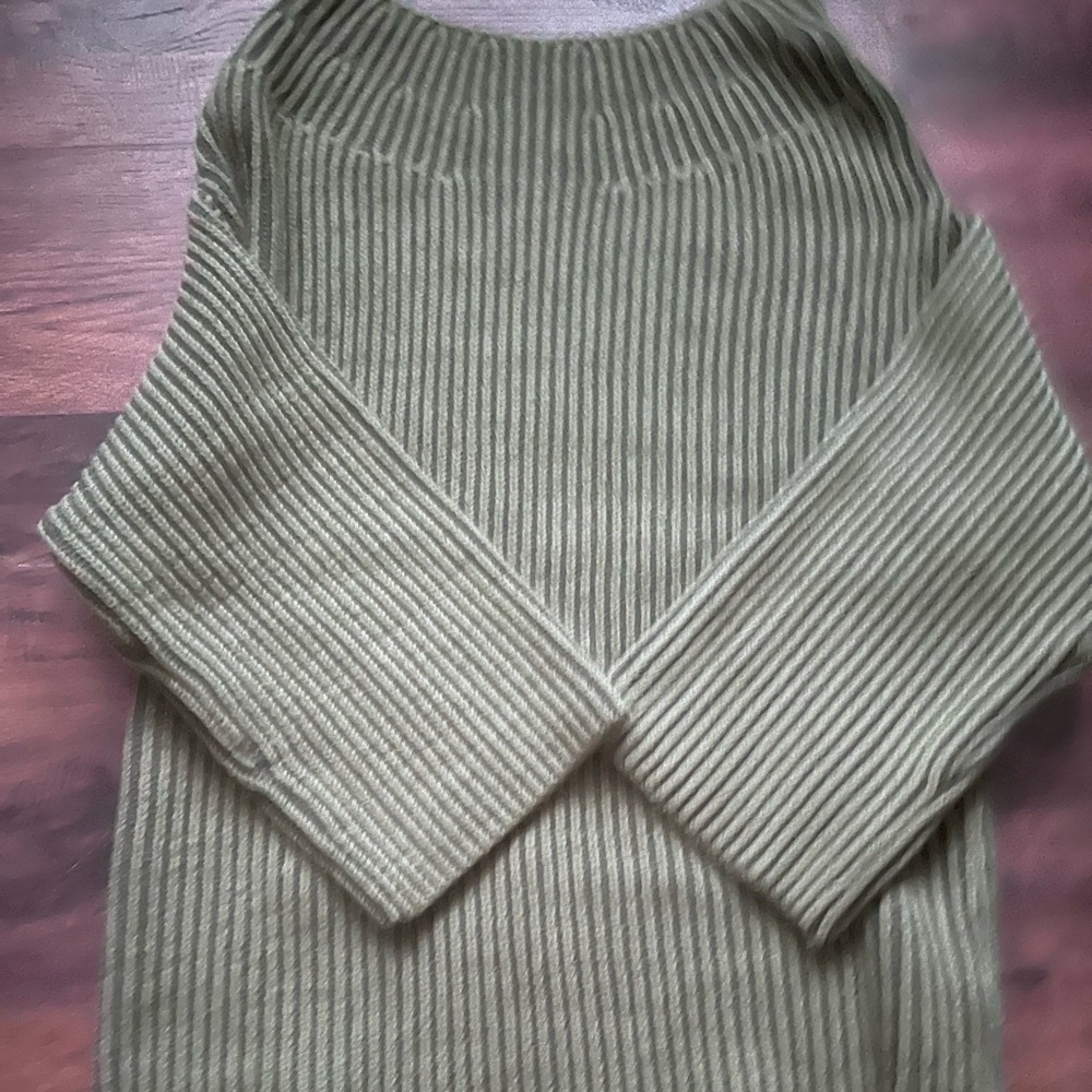Free People Charlotte Green Knit Tunic XS. NWOT - Picture 6 of 9
